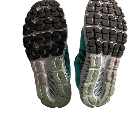 Woman’s Under  Armour HOVR Guardian running shoes size 8.5 Teal Blue/green - Picture 2 of 7